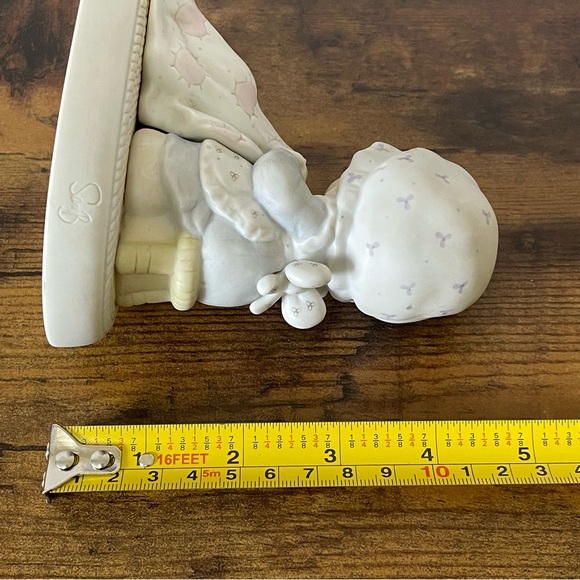 3” Vintage Enesco Precious Moments Angel Ornament, Porcelain bisque - Picture 3 of 7